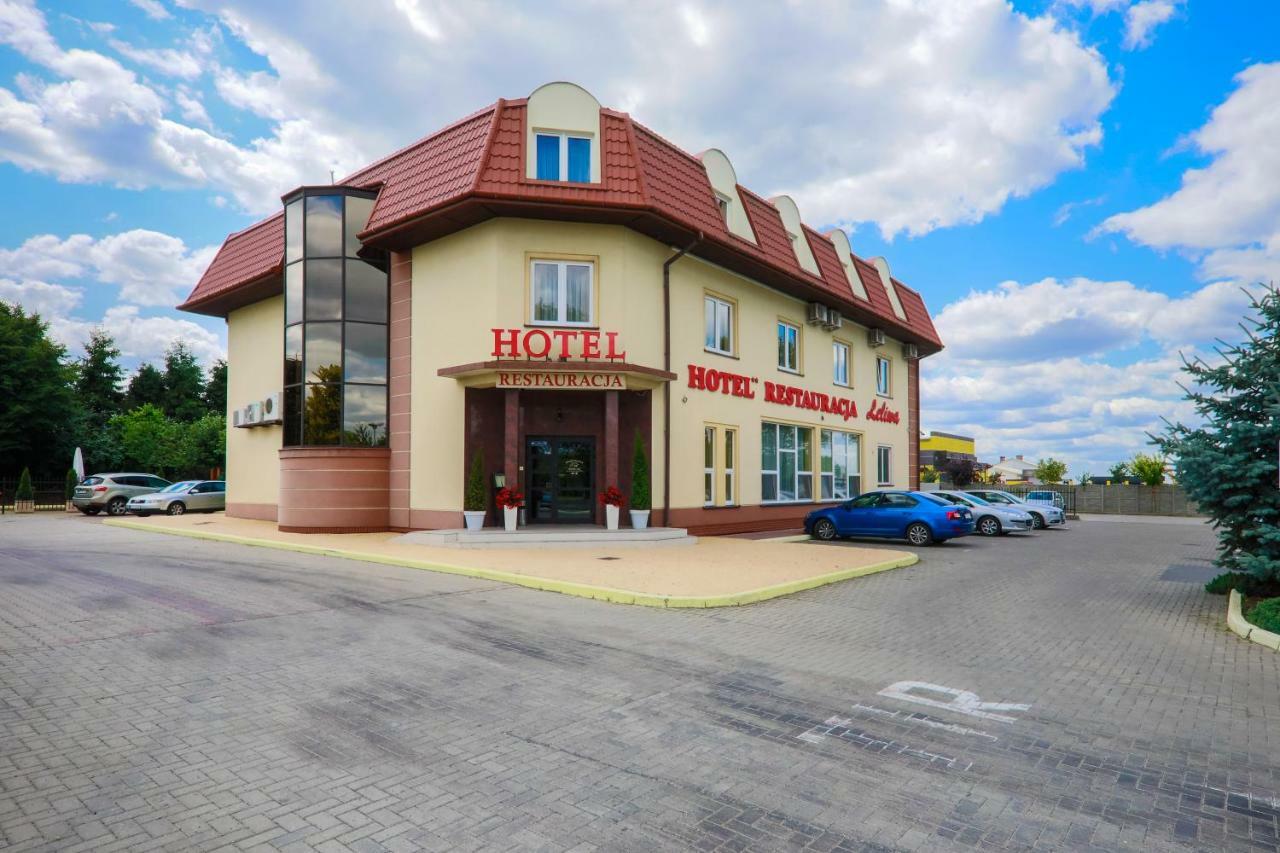 Hotel Restauracja Leliwa Przeworsk Exterior photo